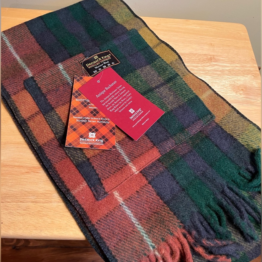 Patrick King - Antique Buchanan Deluxe Pocket Wool Scarf